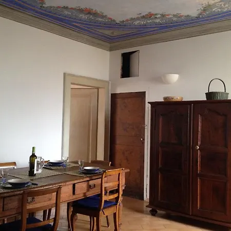 Palazzo Polini-fioretti Carassai